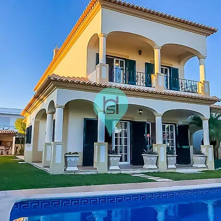 Vila Montechoro T5 Com Piscina Privada Hsrentals 別荘