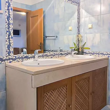 Vila Montechoro T5 Com Piscina Privada Hsrentals 別荘