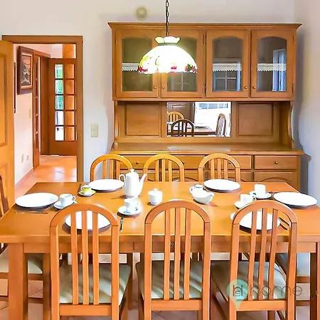 別荘 Vila Montechoro T5 Com Piscina Privada Hsrentals