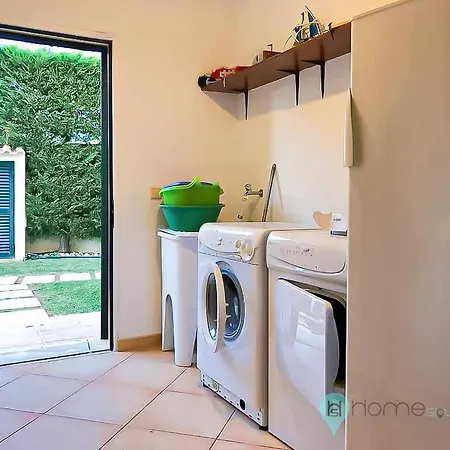 別荘 Vila Montechoro T5 Com Piscina Privada Hsrentals *