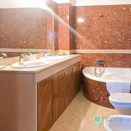 別荘 Vila Montechoro T5 Com Piscina Privada Hsrentals アルブフェイラ